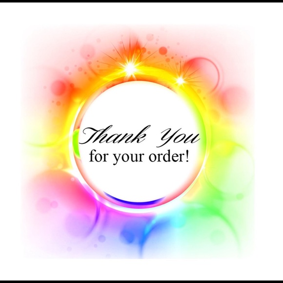 Meet your Posher, Kimberly -The Kurve Shoppe - Picture 2 of 2